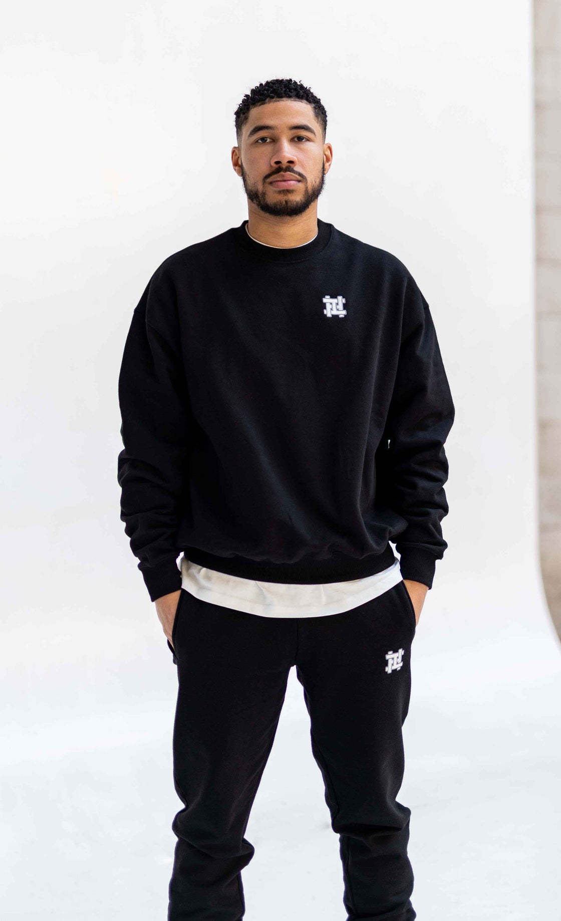 Harushi logo sweater - Black